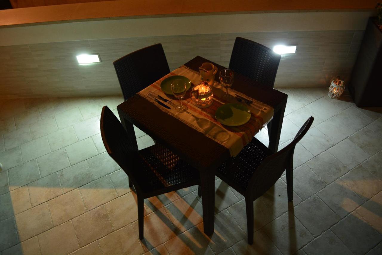 オストゥーニ Casa Il Campanileヴィラ エクステリア 写真